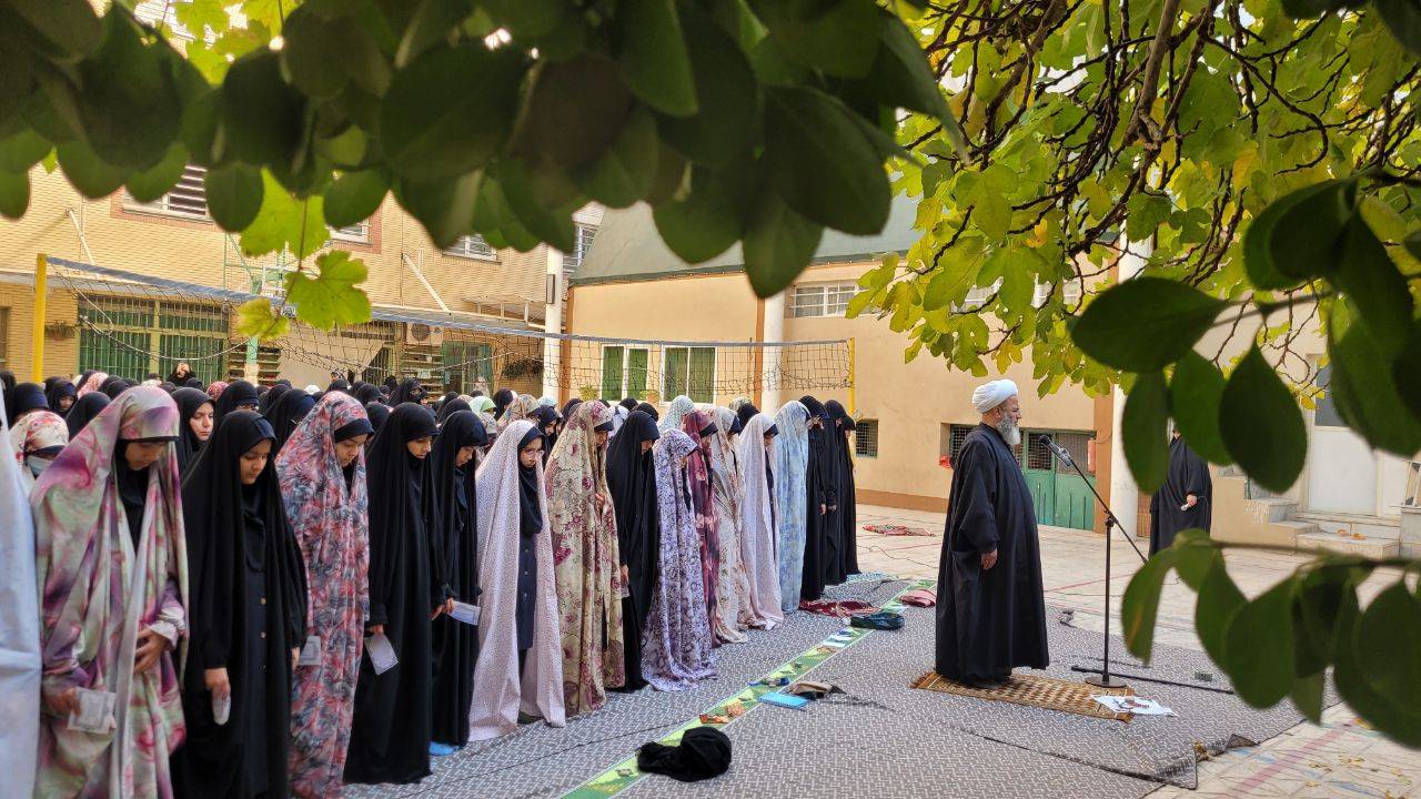 اقامه نماز باران