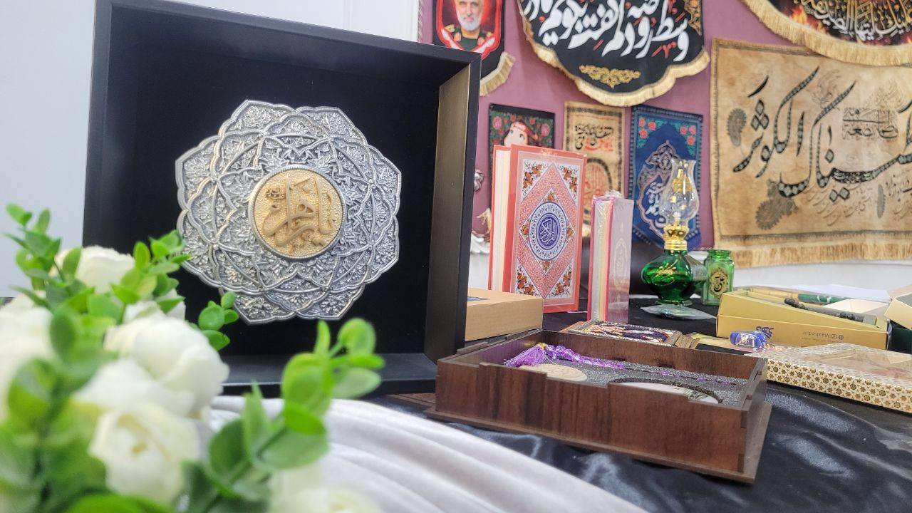راه‌اندازی نمایشگاه کتب و محصولات فرهنگی